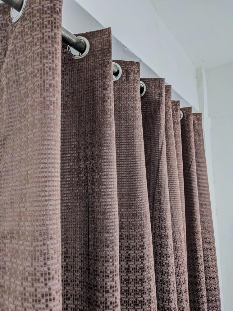 Plain Dabbi Self Shaded Curtains Style 1