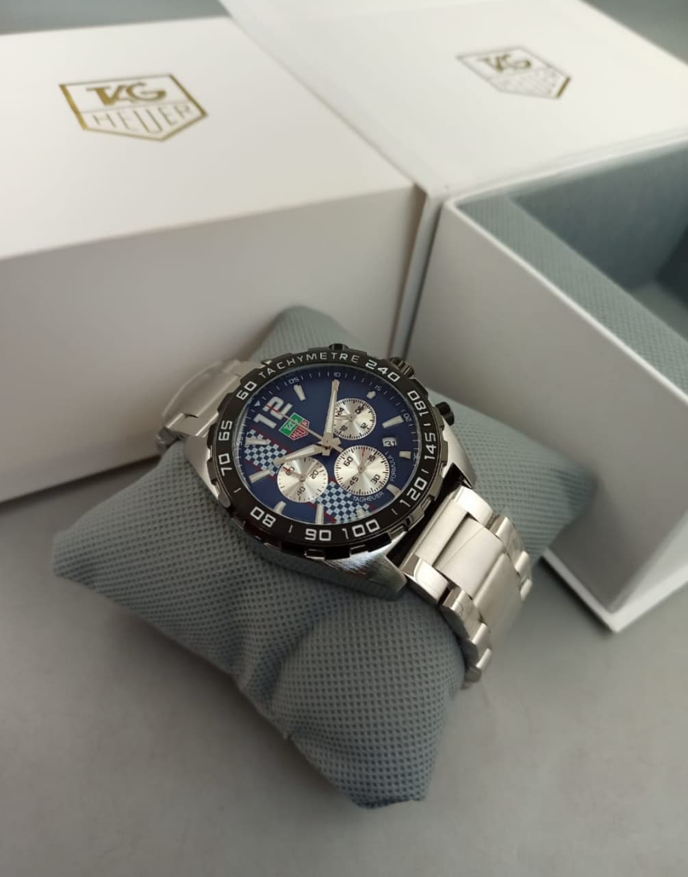Tagheuer Formula 1 Style Watch | First Copy