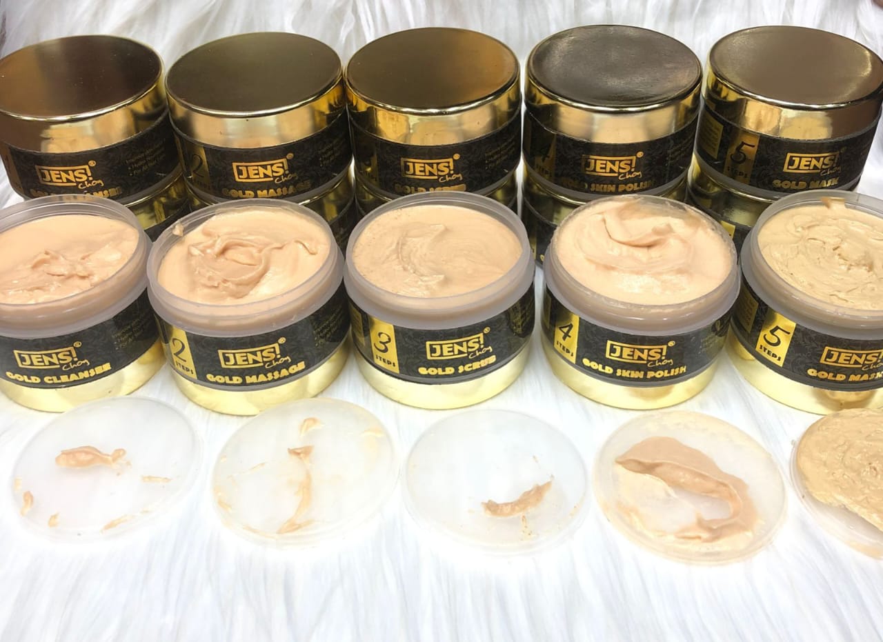 Jens Choy 24K Gold Facial Kit.