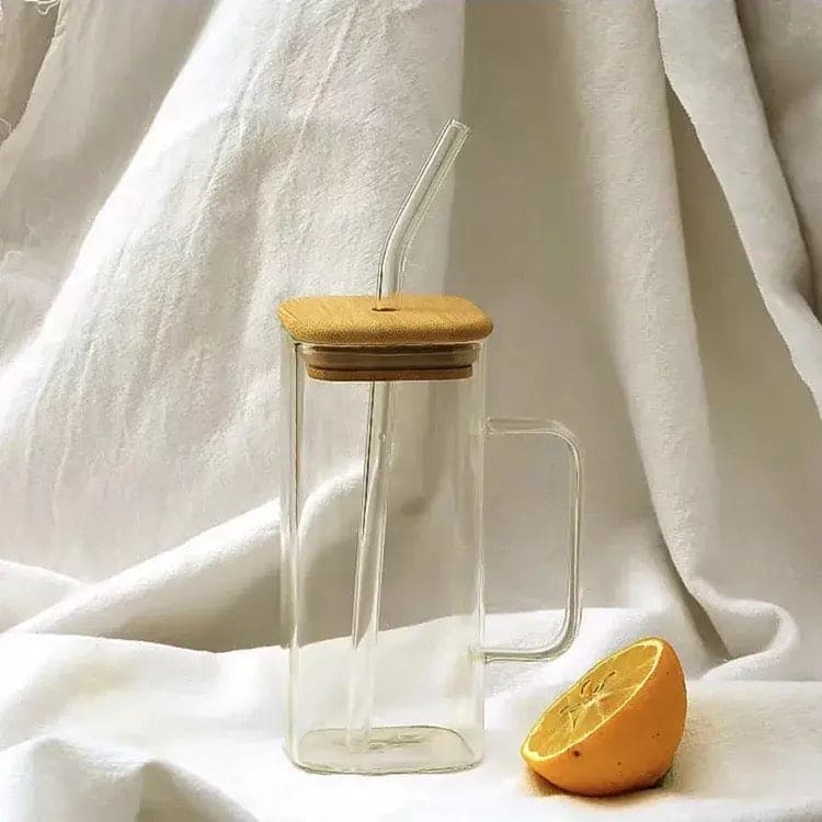 Transparent Borosilicate Glass Mug With Wooden Lid And Straw