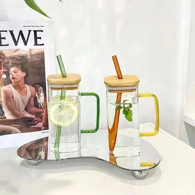 Transparent Borosilicate Glass Mug With Wooden Lid And Straw