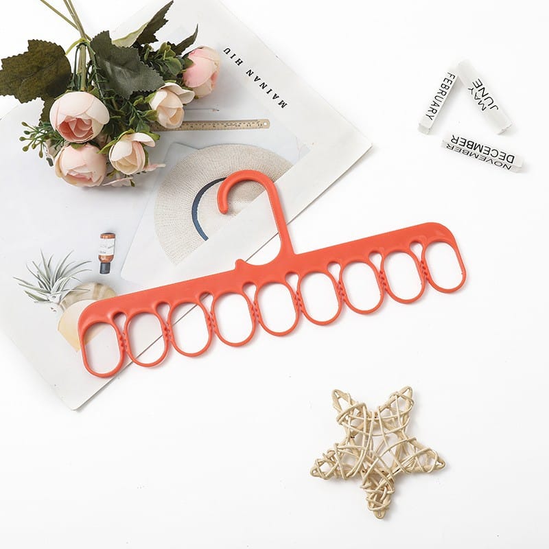 9-Hole Multi-Purpose Plastic Hanger (Pack of 4 - Random Colors)