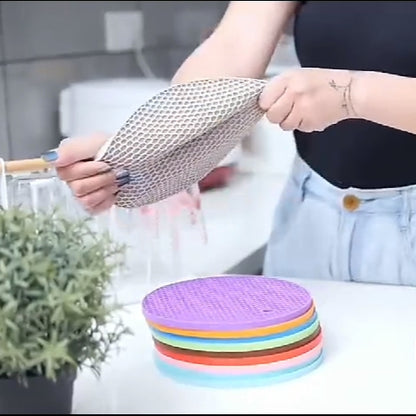 Rounded Non-Slip Heat Resistant Silicone Mat (Pack of 3)
