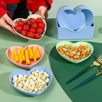 Pack of 10 Heart Shape Plates with 1 Plates Stand (Random color)