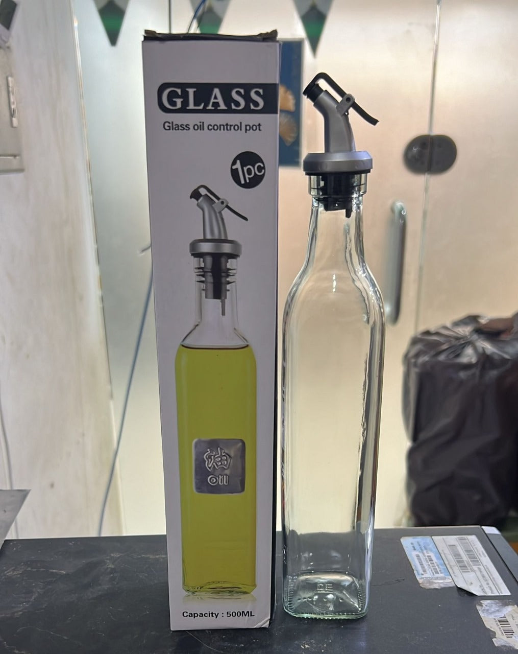 500ML Large Oil Bottle Glass Material with Safety Lock Cap