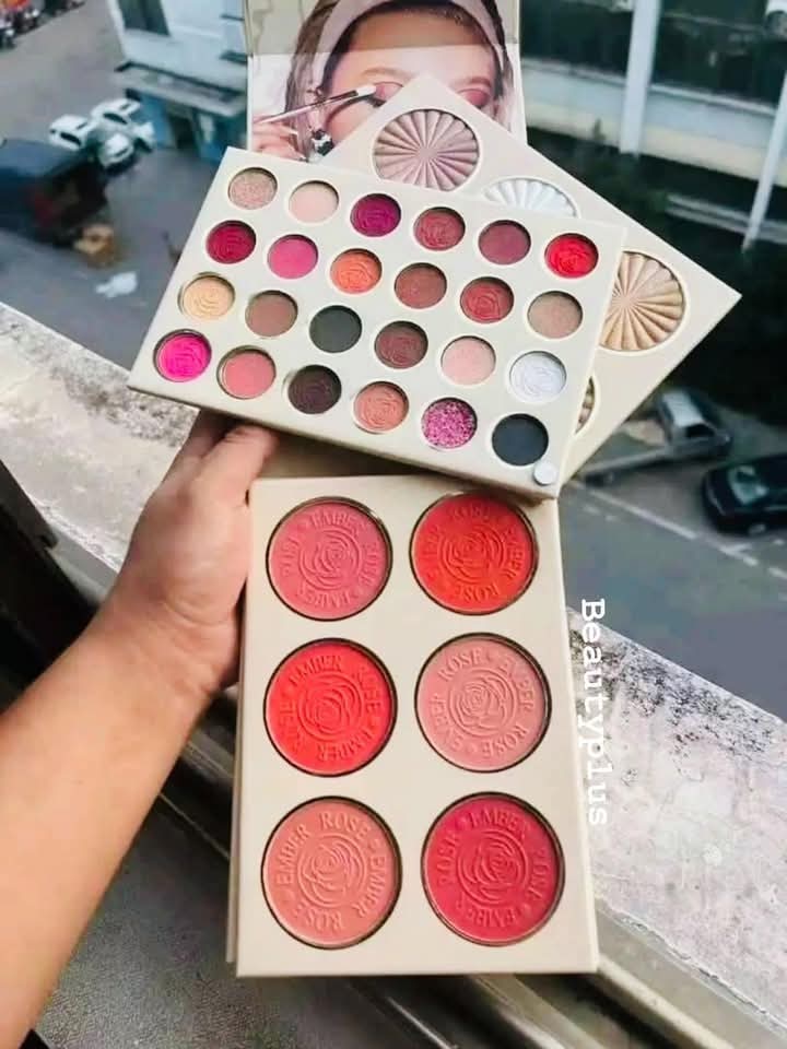 SHEGLAM 5 Fold Book Palette!